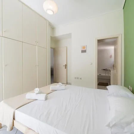 Panoramic See View Apartment *